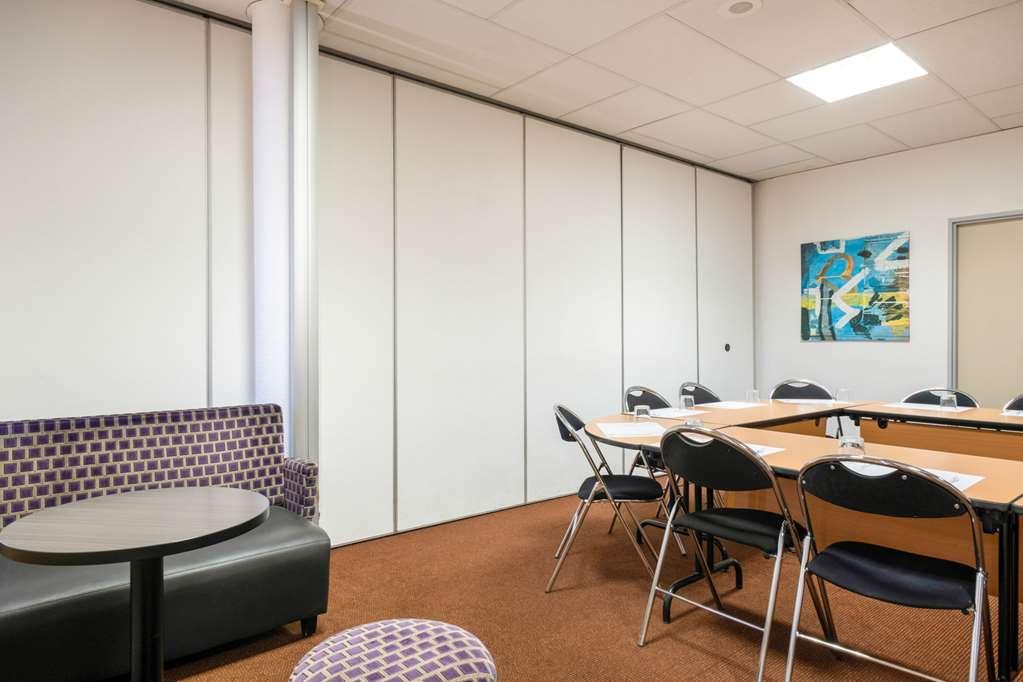 Comfort Hotel Aeroport Lyon St Exupery Colombier-Saugnieu Einrichtungen foto